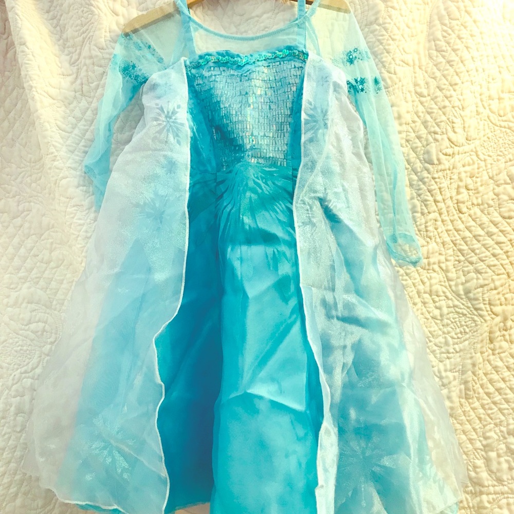 Halloween costume. Size 4. Dress Birthday. Blue